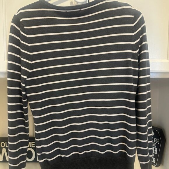 a.Jesdani Women's Button Down Crew Neck Long Sleeve Cardigan - Picture 2 of 4